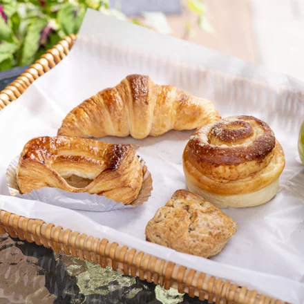 【逗子】余計なものは入れない。都井隆輝さんが丁寧に焼く“昔ながらのクロワッサン”Oven’s